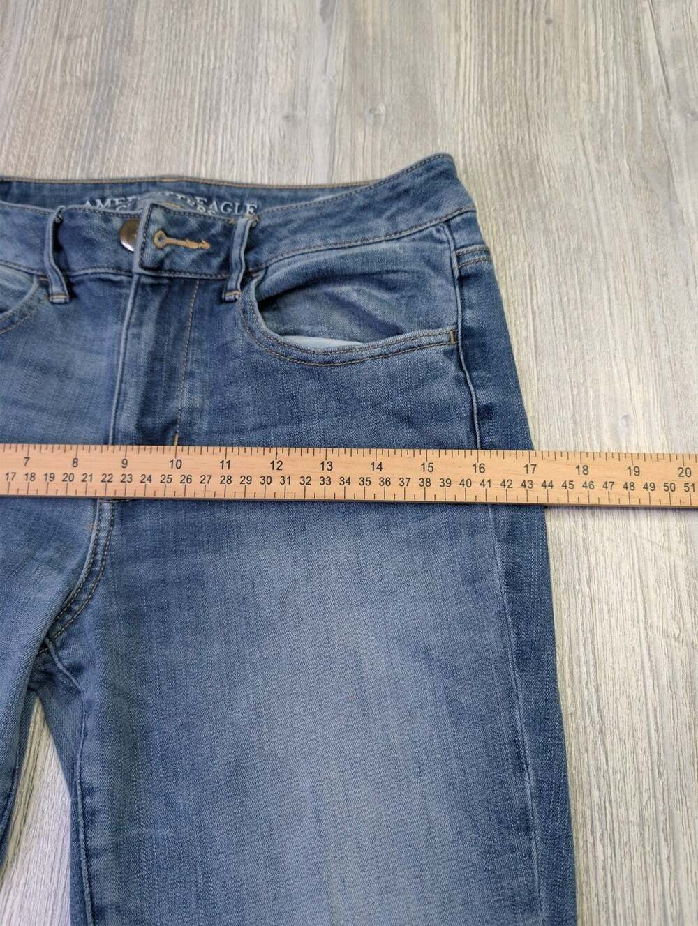 American Eagle Women's Distressed Skinny Jeans Blue Wash size 6 regular‎ - Picture 4 of 11